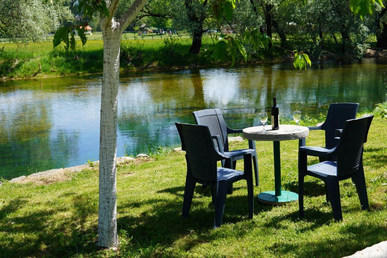 Apartments Manitovac M Nikšić Εξωτερικό φωτογραφία