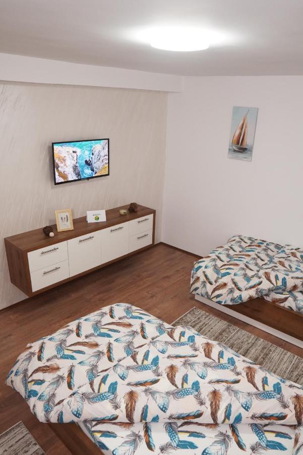 Apartments Manitovac M Nikšić Εξωτερικό φωτογραφία