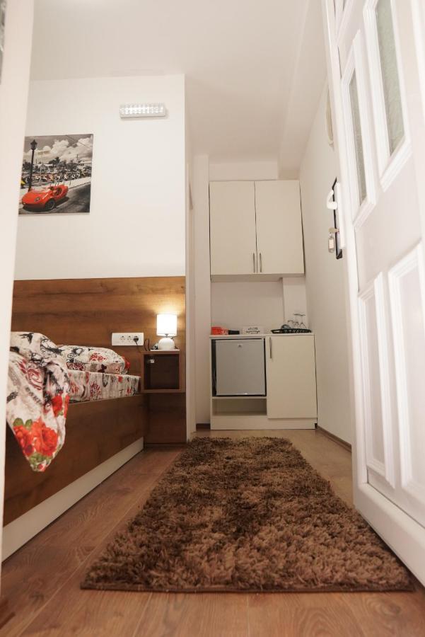 Apartments Manitovac M Nikšić Εξωτερικό φωτογραφία